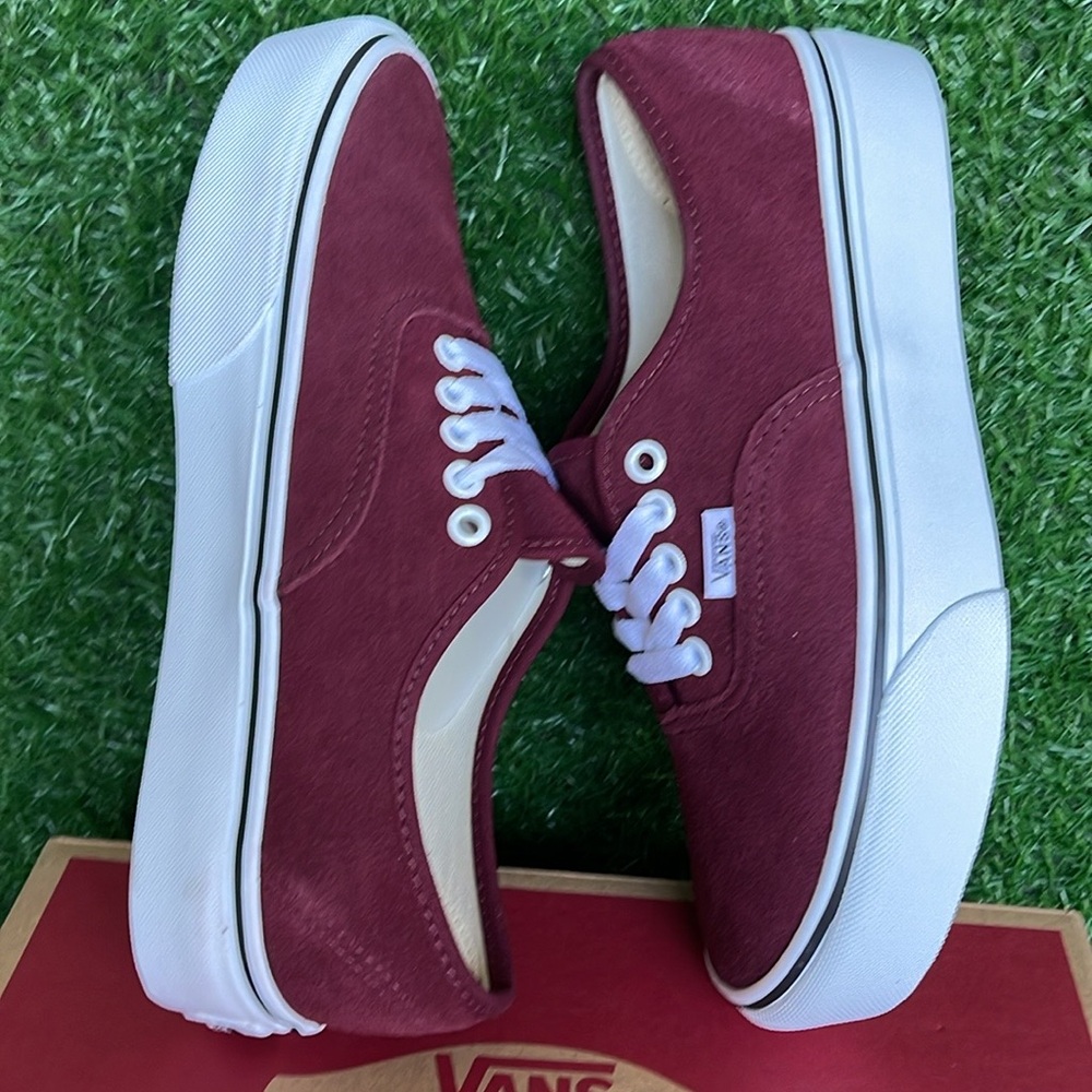 Vans WMNS Authentic Platfor
(Suede) Port Royale/True
VN0ARAVRJNR PlatformS - Picture 11 of 16